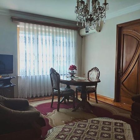 Giorgis Home Batumi Eksteriør bilde